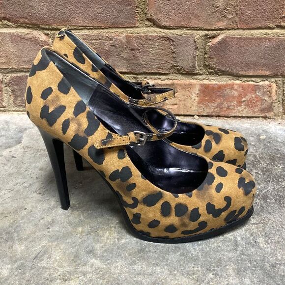 Simply Vera Wang Cheetah Platform Stilettos Size 8 - Picture 4 of 9